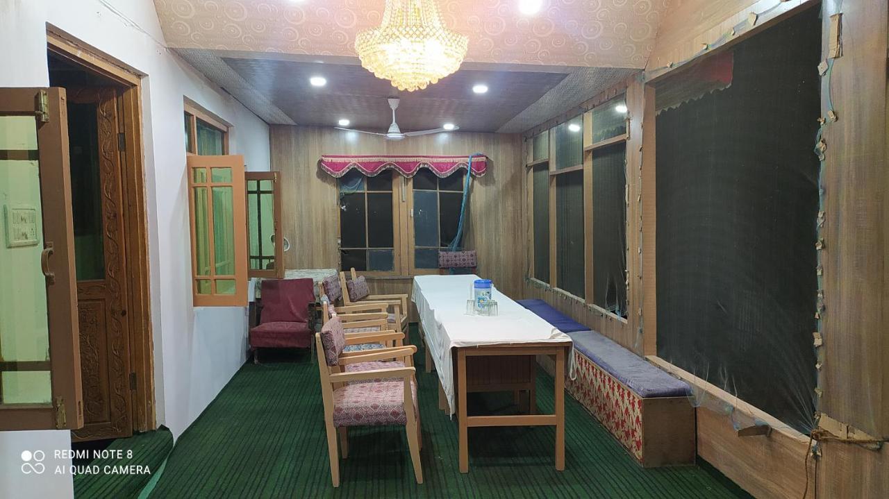Hotel New Heaven Canal Srīnagar Exterior foto